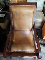 Klassieke stoel, Antiek en Kunst, Antiek | Meubels | Stoelen en Banken, Ophalen of Verzenden