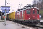 HAG 237 Zwitserse eloc Re 4/4 oltimer rood SBB v. Marklin, Hobby en Vrije tijd, Overige merken, Wisselstroom, Locomotief, Ophalen of Verzenden