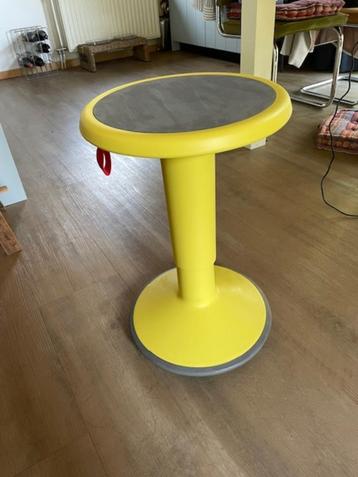 Design kruk Interstuhl  beschikbaar voor biedingen