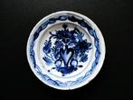 18e Eeuws 2 Delfts blauw handbeschilderde Faience borden, Antiek en Kunst, Ophalen of Verzenden