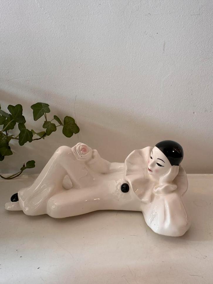 Keramieken beeldje pierot, Antiek en Kunst, Curiosa en Brocante, Ophalen of Verzenden