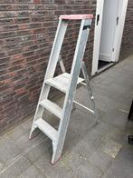 Kelfort aluminium trap ladder 3 treden, Ophalen, Zo goed als nieuw, Minder dan 2 meter
