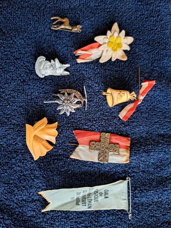 8 Vintage Speldjes Collectie, Verzamelen, Speldjes, Pins en Buttons, Gebruikt, Overige onderwerpen, Ophalen of Verzenden