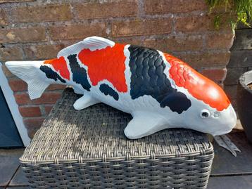 Betonnen Koi Karper Tuinbeeld - 63cm beschikbaar voor biedingen