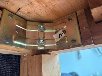 Teakhouten Sidetable - Demonteerbaar beschikbaar voor biedingen