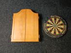 Dartbord met kast, pijlen en extra dartbord, Ophalen of Verzenden, Gebruikt, Dartbord met pijlen
