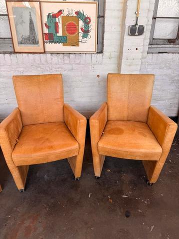 Set van 2 Leren Fauteuils beschikbaar voor biedingen