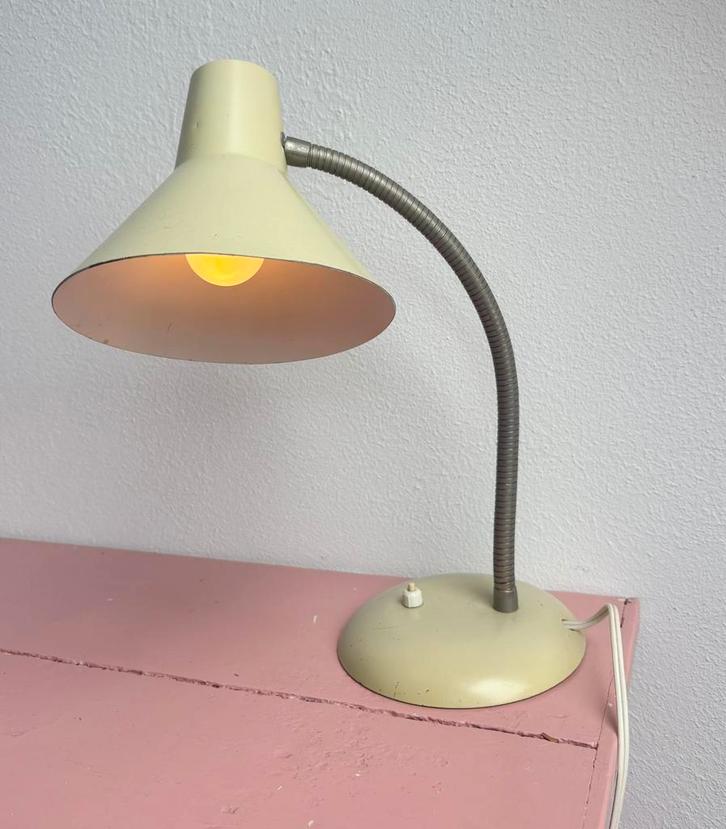 Hala Zeist Bureaulamp H.Th.A. Busquet, Huis en Inrichting, Lampen | Tafellampen, Zo goed als nieuw, Minder dan 50 cm, Ophalen of Verzenden