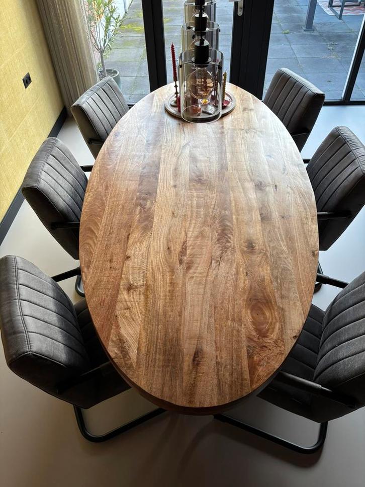 Ovale mango houten eettafel + 6 stoelen, Huis en Inrichting, Tafels | Eettafels, Zo goed als nieuw, 100 tot 150 cm, 200 cm of meer