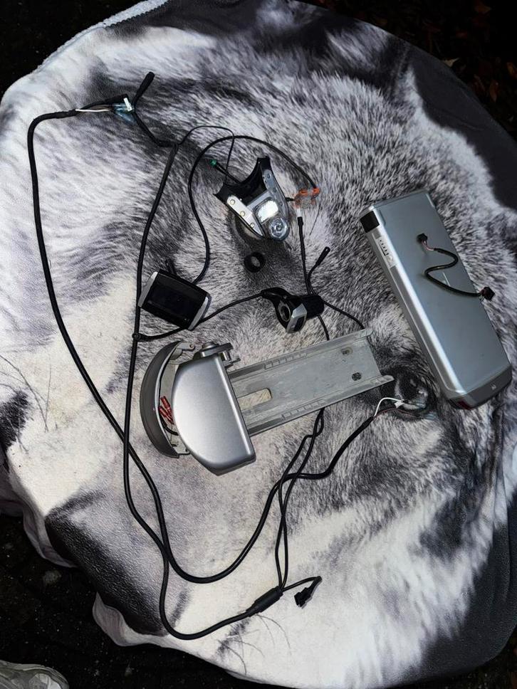 onderdelen Sparta F8E, F5E, C1 C2 C3 elektrishe fietsen, Fietsen en Brommers, Fietsaccessoires | Fietsbellen, Ophalen of Verzenden