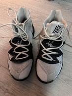 Nike Kyrie 5 Oreo basketbal schoenen maat 42, Schoenen, Ophalen of Verzenden, Zo goed als nieuw