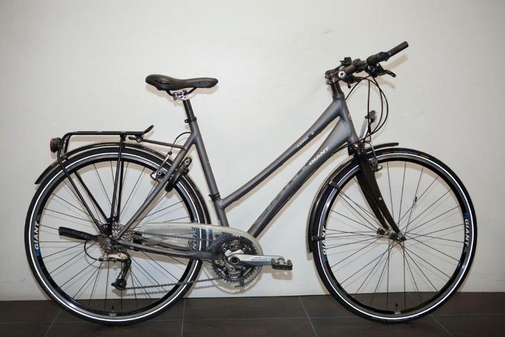 Hybride fiets Giant Aero 2 - Maat: L, Fietsen en Brommers, Fietsen | Dames | Sportfietsen en Toerfietsen, Gebruikt, Giant, Meer dan 20 versnellingen