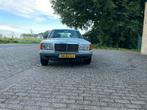 Mercedes 280s schakel bak bouwjaar 82 1500,00, Auto's, Oldtimers, Achterwielaandrijving, Wit, Handgeschakeld, Grijs