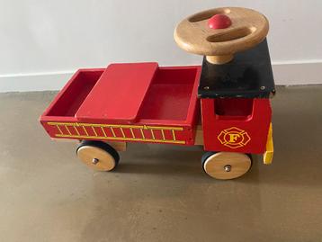 Houten Brandweer Speelgoed beschikbaar voor biedingen