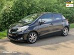 Toyota Yaris 1.3 VVT-i Dynamic *Automaat*Camera*Cruisecontro, Euro 5, Stof, Gebruikt, Zwart