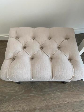 Voetenbank klassiek model beige / grijs