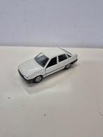 Opel Kadett E sedan Gama, Hobby en Vrije tijd, Modelauto's | 1:43, Ophalen, Zo goed als nieuw, Auto, Gama