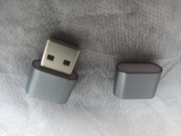 Mini USB Stick 64GB beschikbaar voor biedingen