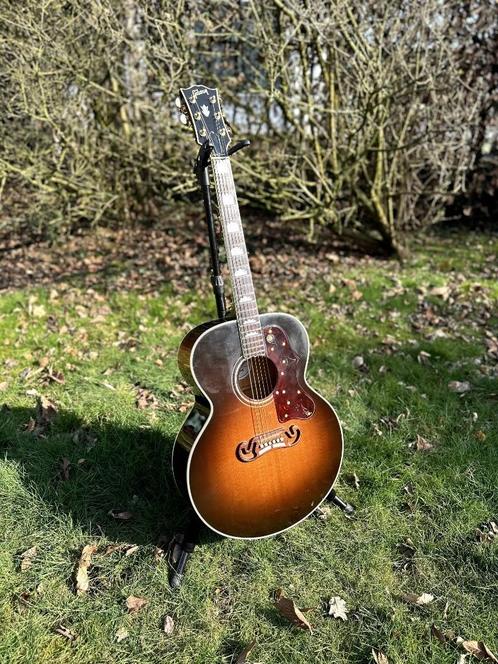 Gibson SJ-200 SJ200 SJ 200 Sunburst, Muziek en Instrumenten, Snaarinstrumenten | Gitaren | Akoestisch, Gebruikt, Western- of Steelstringgitaar