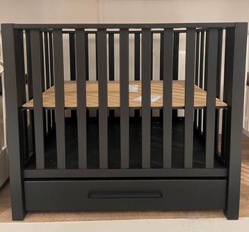 Europe baby Casper box met lade beschikbaar voor biedingen