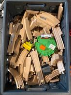 Grote partij houten treinbaan met treintjes, Kinderen en Baby's, Speelgoed | Houten speelgoed, Ophalen, Overige typen