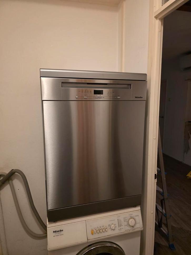 Miele Vaatwasser - Topkwaliteit!, Witgoed en Apparatuur, Vaatwasmachines, Gebruikt, Vrijstaand, 85 tot 90 cm, 45 tot 60 cm, 10 tot 14 liter