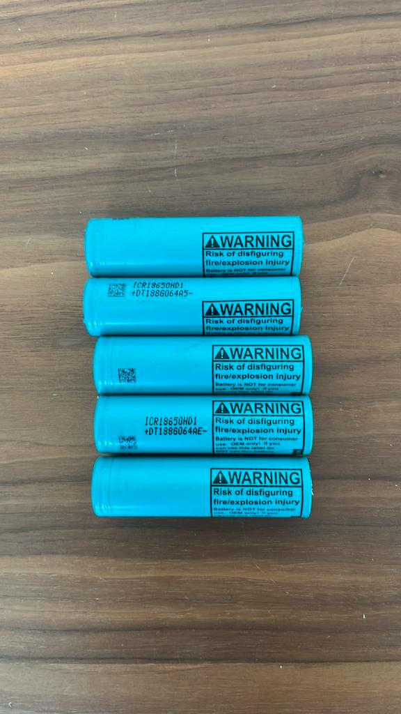 Samsung 18650 Lithium-ion Batterijen (ICR18650HD1), Audio, Tv en Foto, Accu's en Batterijen, Zo goed als nieuw, Ophalen of Verzenden