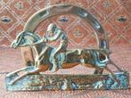 Mooie antieke Engelse servethouder met renpaard en hoefijzer, Ophalen of Verzenden, Koper