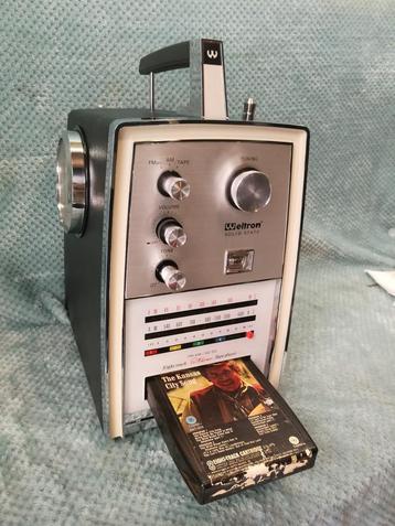 Weltron solid state Fm/Am radio stereo 8 track speler. beschikbaar voor biedingen