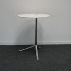 Fritz Hansen Little Friend Design Bijzettafel | 60 cm hoog, Huis en Inrichting, Tafels | Bijzettafels, 45 tot 60 cm, Overige materialen