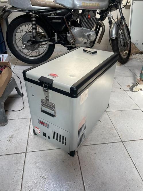 Snomaster Traveller Series koelkast camper (mogelijk defect), Caravans en Kamperen, Koelboxen, Gebruikt, Elektrisch, Ophalen