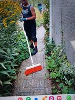 Heb je hulp nodig in huis of tuin., Tuin en Terras, Bergingen en Tuinkasten, Ophalen of Verzenden, Zo goed als nieuw, Kunststof