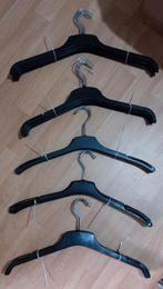 Partij verkopen verschille kledinghangers 50 stuks voor € 10, Kleding | Dames, Kledinghangers, Ophalen of Verzenden, Zo goed als nieuw