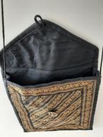 Zwart met goudstiksel/band met schouderdraad en knoop, Ophalen, Zo goed als nieuw, Zwart, Schoudertasje