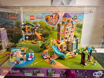 Lego Friends Display - Goede Staat, Zonder Adapter beschikbaar voor biedingen