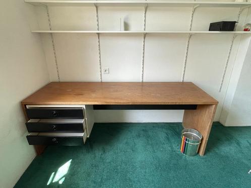 Bureau 3 lade L 200 x D 66 x H 73. Massief hout. Mag voor 25, Huis en Inrichting, Bureaus, Gebruikt, Bureau, Ophalen