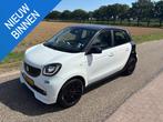 smart forfour 1.0 Brabus Edition 2015 Airco Led 83290 km !, Auto's, Smart, Gebruikt, 4 stoelen, Wit, Handgeschakeld