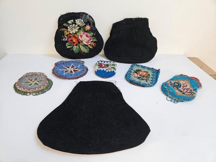 Antieke Kralenbeursjes / Beugelbeursjes Collectie, Hobby en Vrije tijd, Kralen en Sieraden maken, Gebruikt, Overige typen, Ophalen of Verzenden