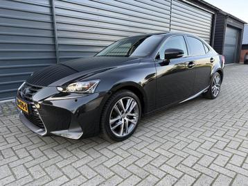 Lexus IS 300h Hybrid Business Line Cruise Camera Automaat beschikbaar voor biedingen