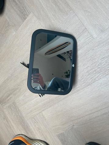 Autospiegel voor Baby - Zicht op je kind! beschikbaar voor biedingen