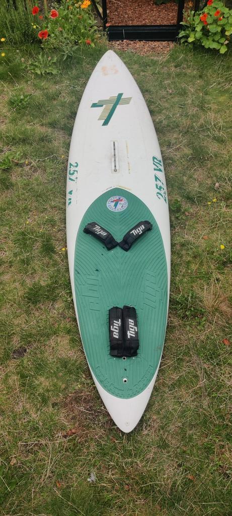 Windsurfplank Tiga 257 VR, Watersport en Boten, Windsurfen, Gebruikt, Overige typen, 250 tot 300 cm, Ophalen