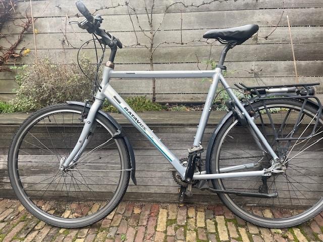 Batavus Apache herenfiets, Fietsen en Brommers, Fietsen | Heren | Herenfietsen, Gebruikt, Batavus, 57 tot 61 cm, Versnellingen