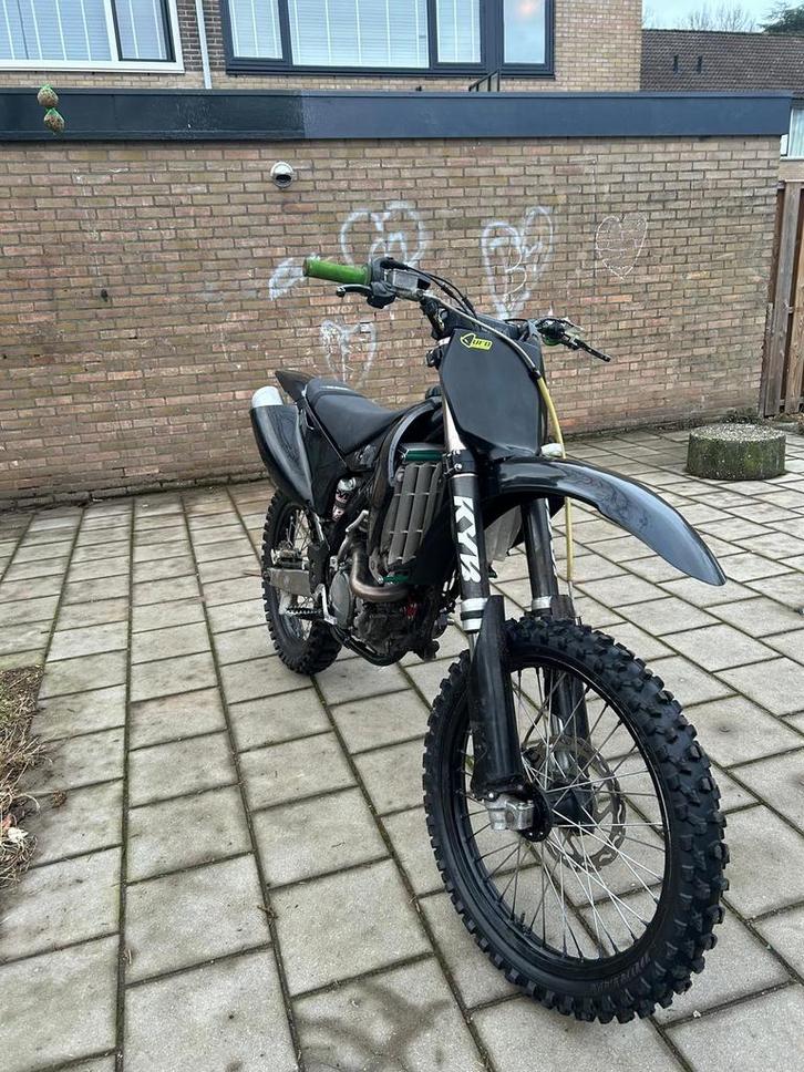 Kawasaki kxf 250, Fietsen en Brommers, Brommers | Crossbrommers, Zo goed als nieuw, Overige merken, Ophalen