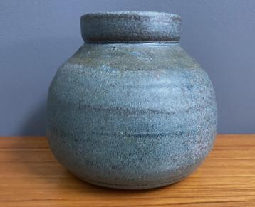 60 70's VAAS groenblauw NR 43 Bol vaas met dikke rand WK beschikbaar voor biedingen