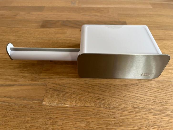 Joseph Joseph Easystore Steel toiletrolhouder wit/rvs, Huis en Inrichting, Badkamer | Badtextiel en Accessoires, Nieuw, Overige typen