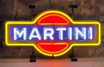 Martini neon en veel andere cafe kroeg bar mancave neons