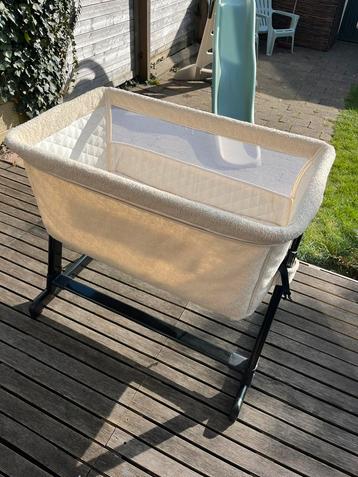 Born Lucky Co-Sleeper / Babybed tot 9KG / Velvet Nougat beschikbaar voor biedingen