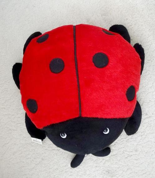 NIEUW Schattig LIEVEHEERSBEESTJES kussen !!!, Kinderen en Baby's, Kinderkamer | Inrichting en Decoratie, Nieuw, Kleed of Kussen