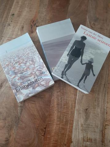 Vonnes van der Meer - 3 Boeken beschikbaar voor biedingen