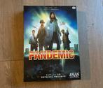 Pandemic Bordspel - Red de Wereld!, Drie of vier spelers, Ophalen of Verzenden, Zo goed als nieuw, Reisspel